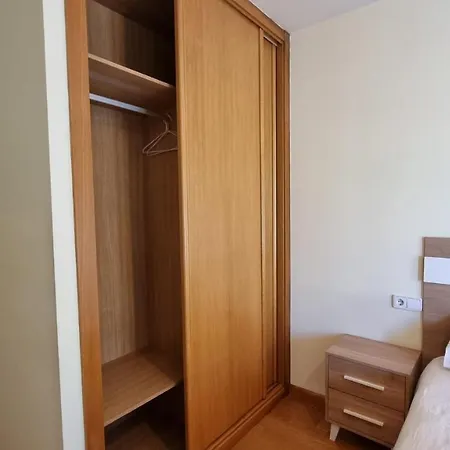 Apartman New 3-Bed Beach Apartment Galicia Vilagarcia de Arousa
