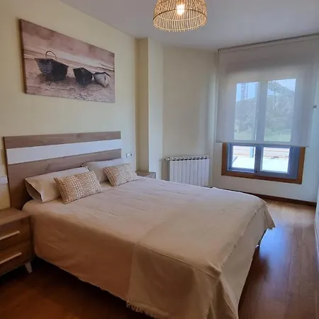 New 3-Bed Beach Apartment Galicia Apartman